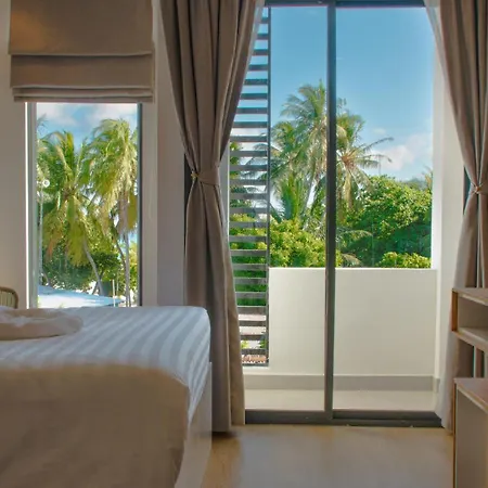 Atoll Retreat Hotel